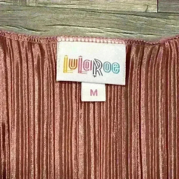 NWT LuLaRoe Women's Size Medium Shirley Kimono Solid Rose Gold Vertical Stripes - Picture 5 of 11